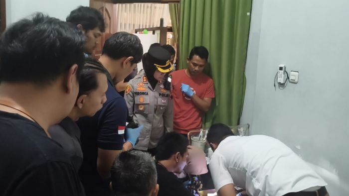 AKBP Veronica Pimpin Penggeledahan Rumah Bos Koperasi BLN Salatiga