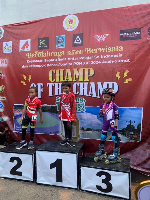 Atlet Sepatu Roda UISC Ciamis Persembahkan 14 Medali di Kejuaraan Nasional Champ Of The Champ 2024