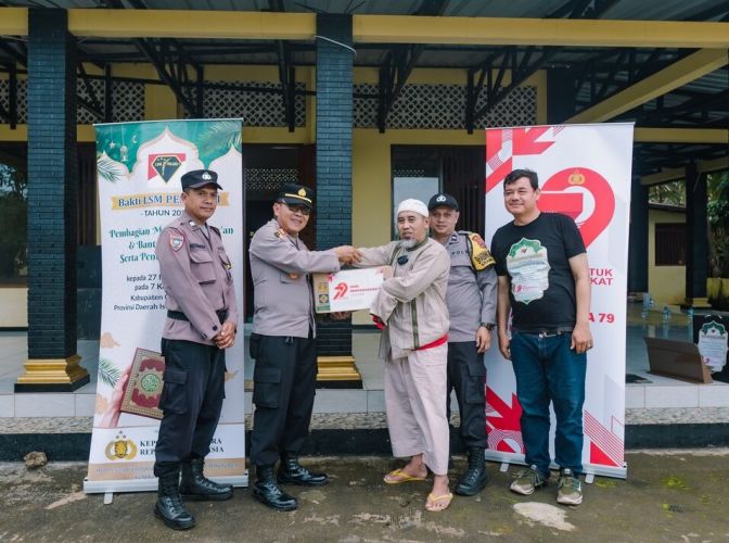 Bakti LSM PENJARA 1 Dibersamai POLRI Menyapa Masjid An Nur, Gunungkidul: Mushaf Al-Qur’an, Bantuan Marbot, dan Pompa Air