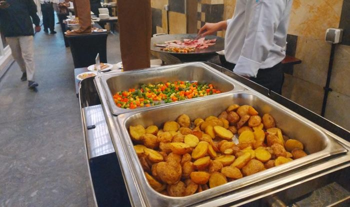 Berbuka Sambil Jelajah Rasa Global, Lamora Hotel Sagan Usung Konsep Around The World Buffet