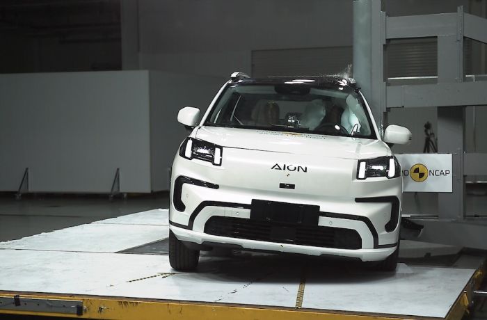 Bikin Bangga! AION V Mampu Raih Bintang 5 di Euro NCAP