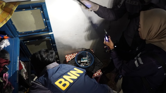 BNN Jateng Ungkap Jejaring Narkoba, Tersangka Miliki 490 Gram Sabu & 600 Butir Pil Ekstasi Ditangkap di Tegal