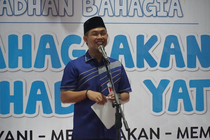 Bupati Syamsul Auliya Rachman Serahkan Bantuan GSC ke 1.000 Anak Yatim di Cilacap