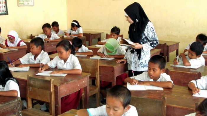 Cara Membuat Surat Izin Tidak Masuk Sekolah yang Baik dan Benar: Panduan Lengkap untuk Siswa dan Orang Tua