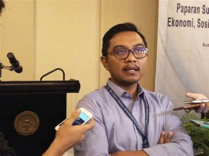 CSIS : Mustahil Jokowi Dikenai Sanksi