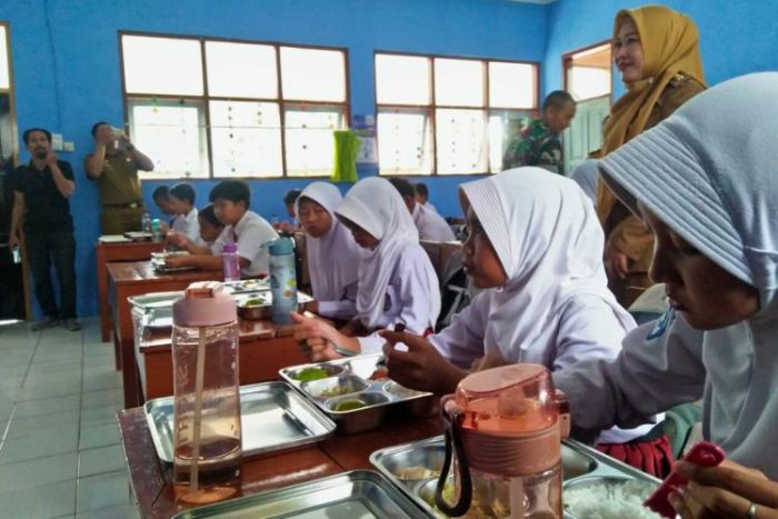 Dapur Sehat Dibuka di Cisaga, 2.191 Siswa Mulai Nikmati Makanan Bergizi Gratis