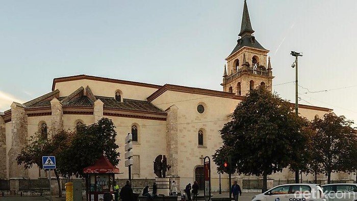 Dari Gereja ke Masjid: Dakwah Muhammadiyah di Madrid Spanyol