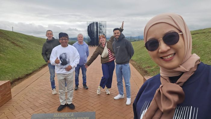Di Afsel, IZ Jadi Narsum FGD, Performer Budaya & Kunjung ke Mandela Capture Site & 'Karamat' Pahlawan Syech Yusuf