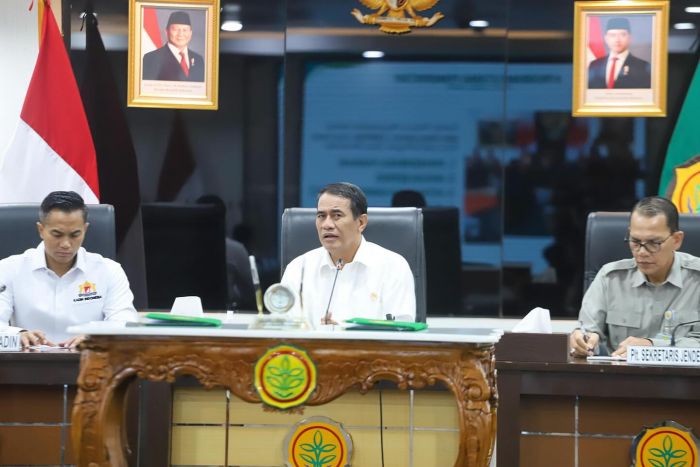 Dipuji Prabowo, Mentan Amran Tak Lupa Tim Kementan