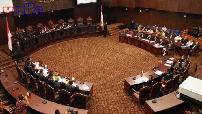 DPR Berencana Panggil MK Akibat Putusan Perpanjang Masa Jabatan Firli dan Pimpinan KPK 