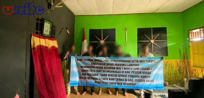 Dualisme Kepemimpinan Persaudaraan Setia Hati Terate (PSHT) Di Indonesia