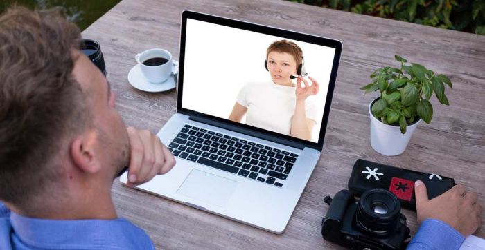 Gampang Banget! Begini Cara Mengganti Background Zoom di Laptop Maupun di Hp