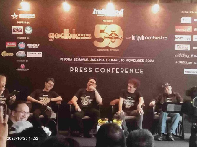 Golden Age, Semangat God Bless untuk Rayakan 50 Tahun Berkarya dengan Konser