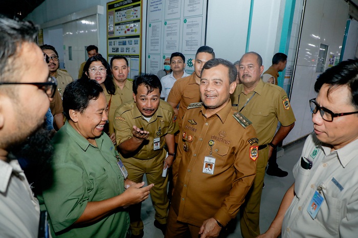 Gubernur Ahmad Luthfi Lakukan Pantauan THR Perusahaan di Semarang