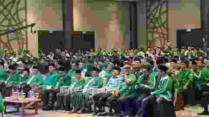 Hadir di Acara Tasyakuran Menangnya Agus Suparmanto, Sekjen PPP Era Mardiono Disambut Hadirin