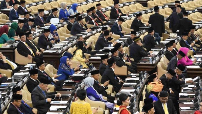 Indikator: DPR dan Parpol Jadi Lembaga Paling Tidak Dipercaya, Cerminan Krisis Kepercayaan Publik?