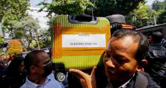 Kasus Korupsi Febrie Ardiansyah: DPR Sebut Ada Bungker Aset Lain