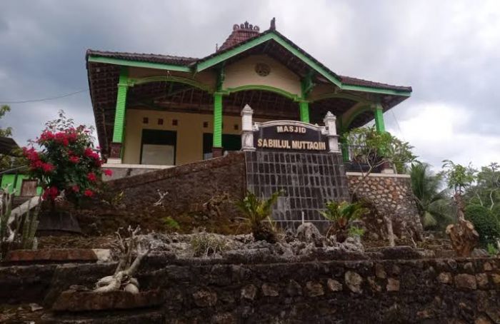 Kisah Masjid Tiban Gunung Cilik di Pracimantoro Wonogiri, Punya Peninggalan 2 Kitab Kuno