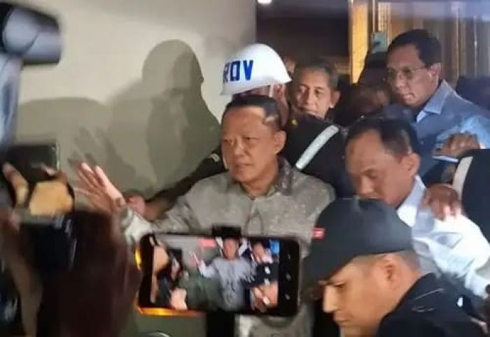 Mantan Jampidsus Febrie Adriansyah Ditahan Kasus Korupsi & TPPU