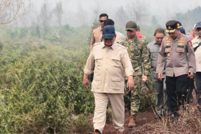 Meleset, Target Presiden Prabowo Selesaikan Karhutla Dua Minggu Belum Tercapai