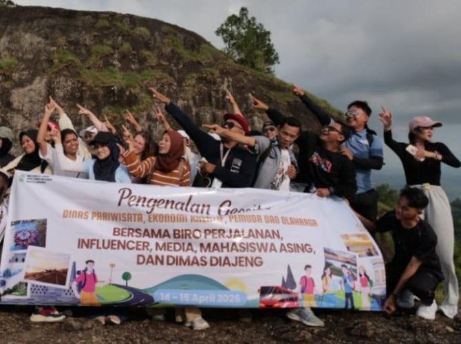 Menelusuri Jejak Geologi Gunungkidul, Fam Trip Geosite Kenalkan Wisata Alam, Budaya, dan UMKM Lokal