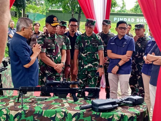 Panglima TNI Kunjungi PT. Pindad, Tinjau Produk Alutsista