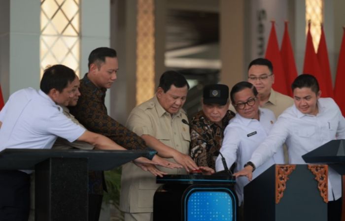 Prabowo Tambah Rp5 Triliun untuk 30 Rangkaian KRL Jabodetabek