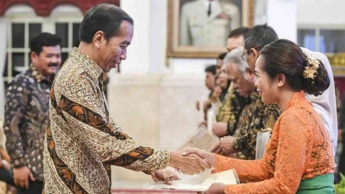 Presiden Jokowi Meluncurkan Sertifikat Tanah Elektronik