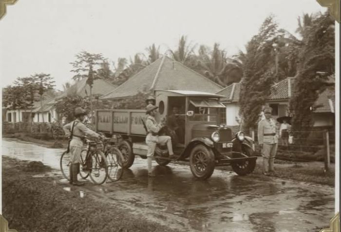Rebuwes dan Jejak Bahasa Belanda dalam Bahasa Jawa: Sejarah, Budaya, dan Cerita Kehidupan