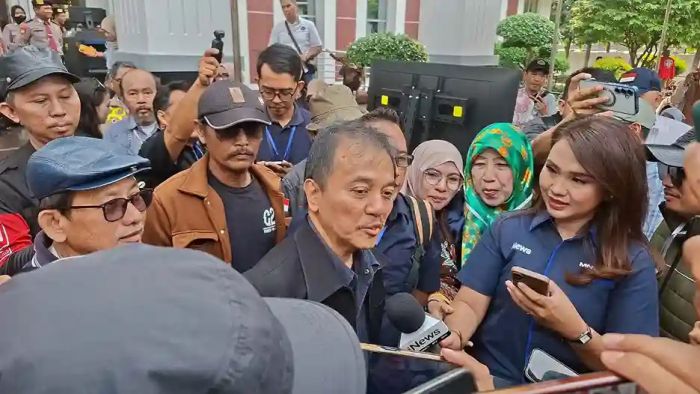 Roy Suryo Dukung Dokter Tifa di Sidang Ijazah Palsu Jokowi