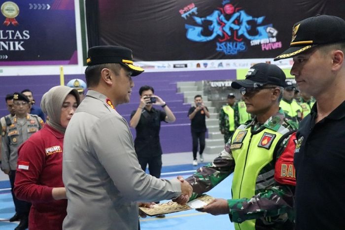  Saat Kombes Pol M Syahduddi Pimpin Apel Kamtibmas dengan Pokdar Semarang Utara