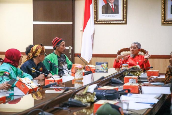 Sekda Jateng Sumarno Terima Audiensi Pengemudi Ojol