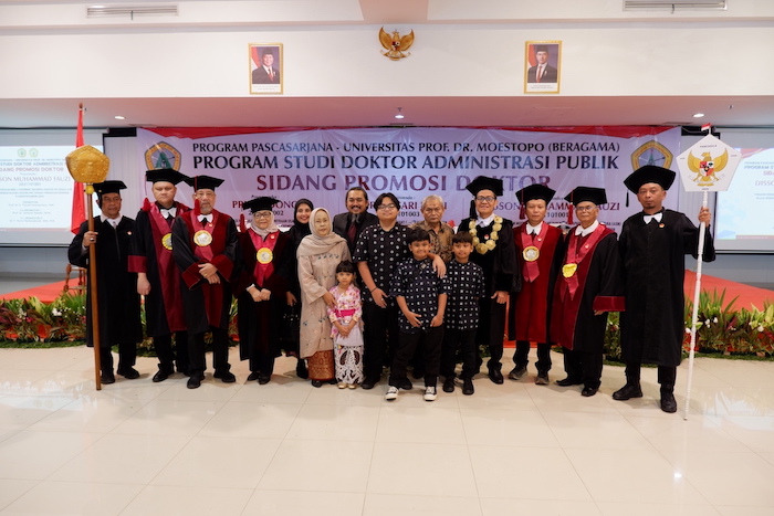 Sidang Terbuka Disertasi Program Doktor Moestopo Sukses