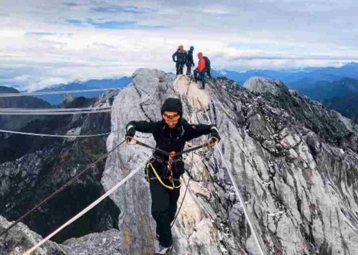 Tantangan Menjejak Kaki di Carstensz Peak, Temperature Factor - Hal Penting yang Seyogianya Diantisipasi Pendaki