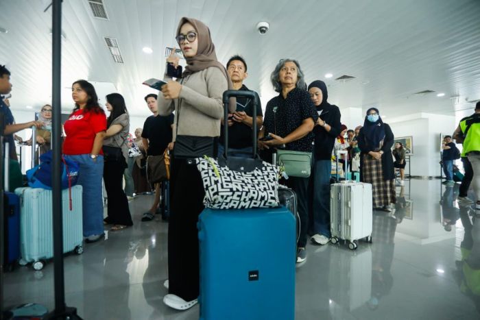 Tertarik Postingan Medsos Ahmad Luthfi, Penumpang Langsung Ingin Coba Penerbangan Internasional di Bandara Ahmad Yani