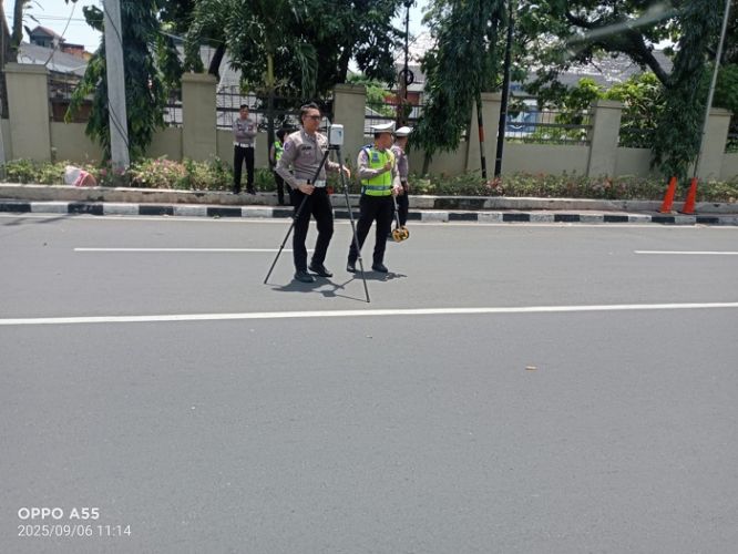  Tim Gabungan Kepolisian Gelar Olah TKP Kecelakaan yang Menewaskan Mahasiswa Unnes Iko Juliant Junior