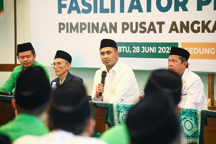 Wagub Taj Yasin Targetkan Beasiswa Santri Jateng ke Luar Negeri Terealisasi 2026