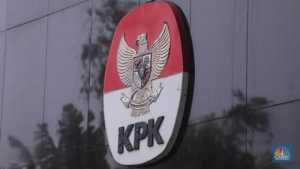 Bupati Suhardiman Amby & Sekda Kuansing Menyerahkan Diri ke KPK
