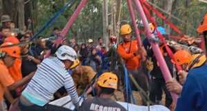 Degup Jantungku Berdetak Kencang, Penampakan di Balik Pemakaman Perempuan Jumbo Berbobot 300Kg di Sragen