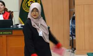 Dokter Tifa Gagal Buktikan Ijazah Palsu Jokowi di Sidang