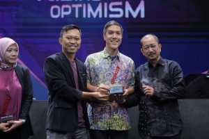Indomobil Emotor Adora Raih Gelar di Otomotif Award 2025