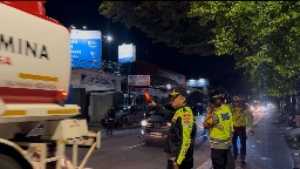 Kapolres Ciamis Turun Langsung Atur Lalu Lintas di Jalur Nasional 3