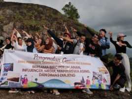 Menelusuri Jejak Geologi Gunungkidul, Fam Trip Geosite Kenalkan Wisata Alam, Budaya, dan UMKM Lokal