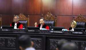 MK Nyatakan UU Pensiun DPR Bertentangan dengan UUD 1945, Pemerintah dan DPR Diminta Buat UU Baru