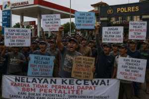 Puluhan Nelayan Berencana Demo di SPBU Pasar Kota dan Polres Pesisir Barat 